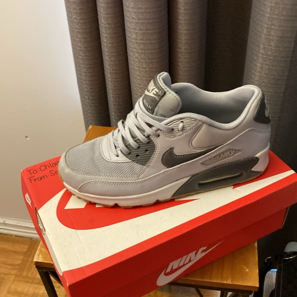 Nike sneakers - Picture 2 of 2